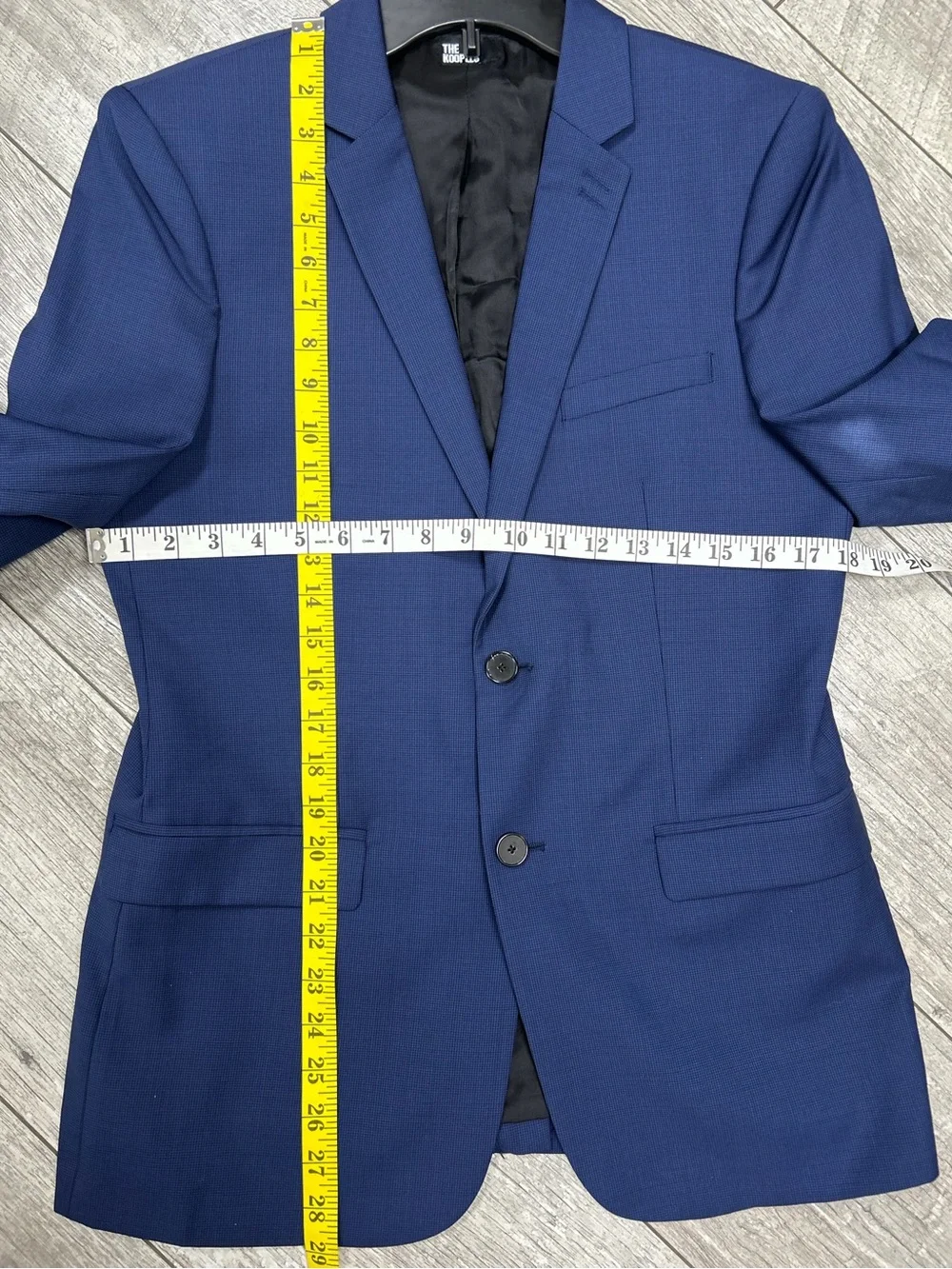 NAVY  WOOL SUIT BLAZER - 46